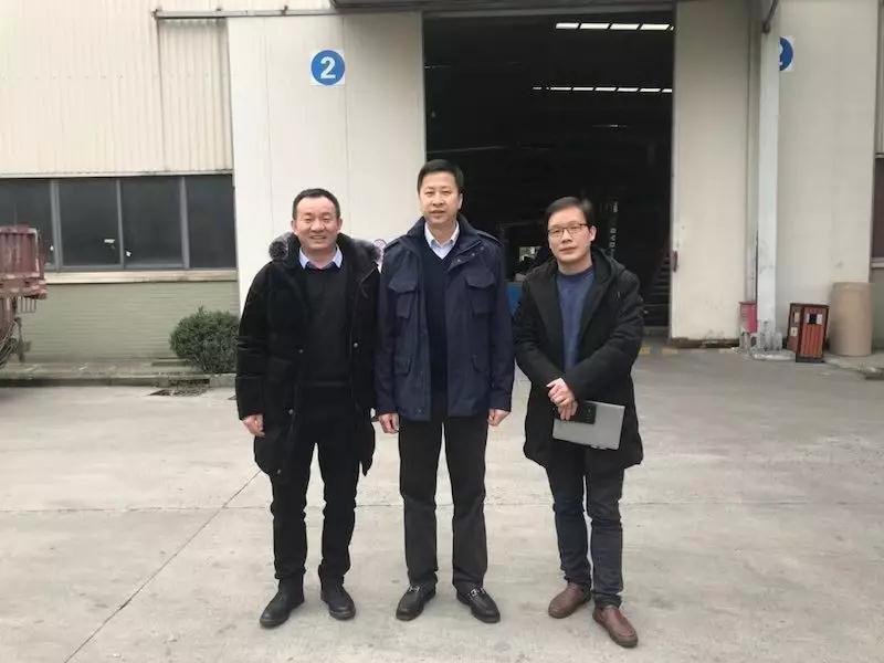 15475138539925519kMU.jpg 1.jpg